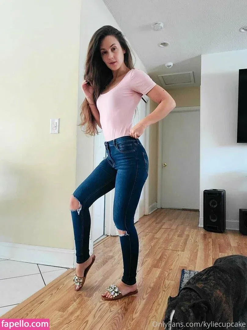 kyliecupcake Onlyfans Photo Gallery 