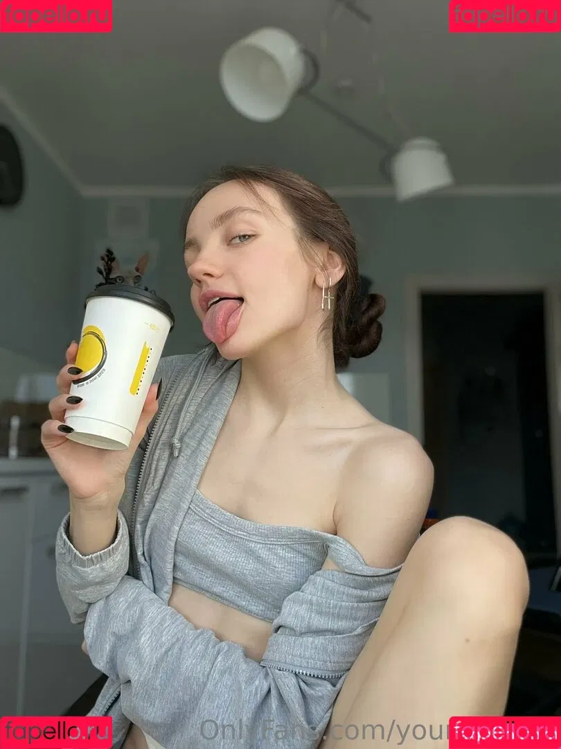 youngy.lizzy Onlyfans Photo Gallery 