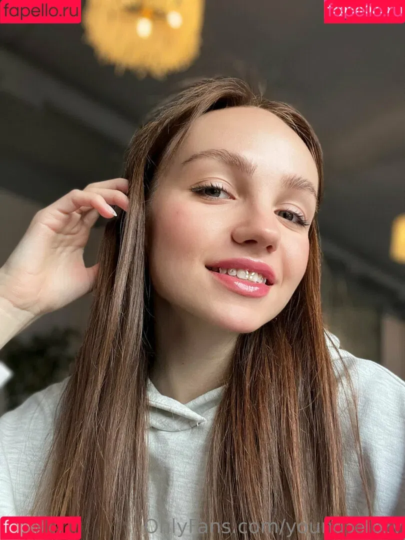 youngy.lizzy Onlyfans Photo Gallery 