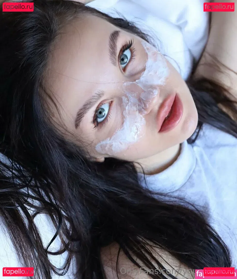 youngy.lizzy Onlyfans Photo Gallery 