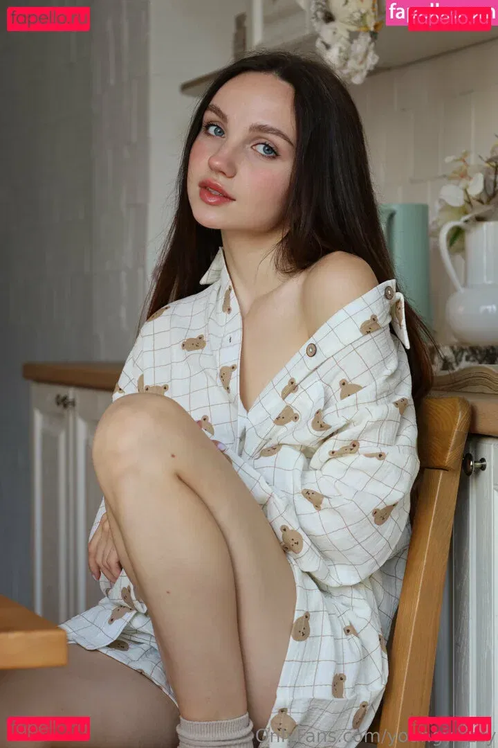 youngy.lizzy Onlyfans Photo Gallery 