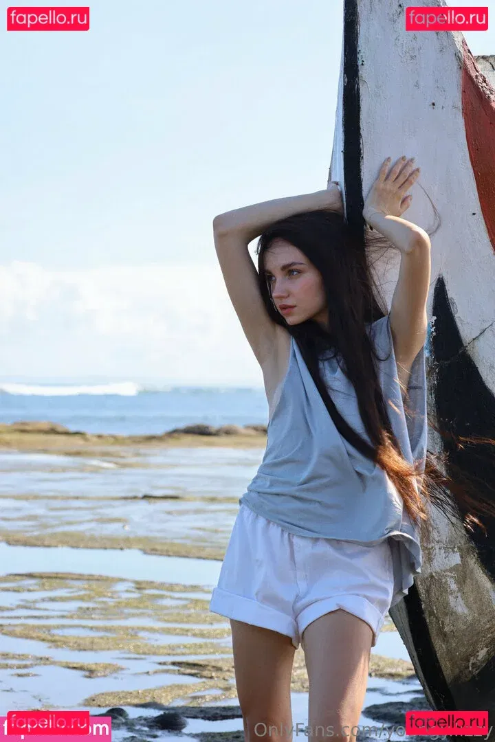 youngy.lizzy Onlyfans Photo Gallery 