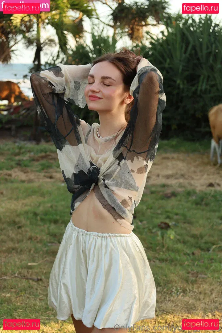 youngy.lizzy Onlyfans Photo Gallery 