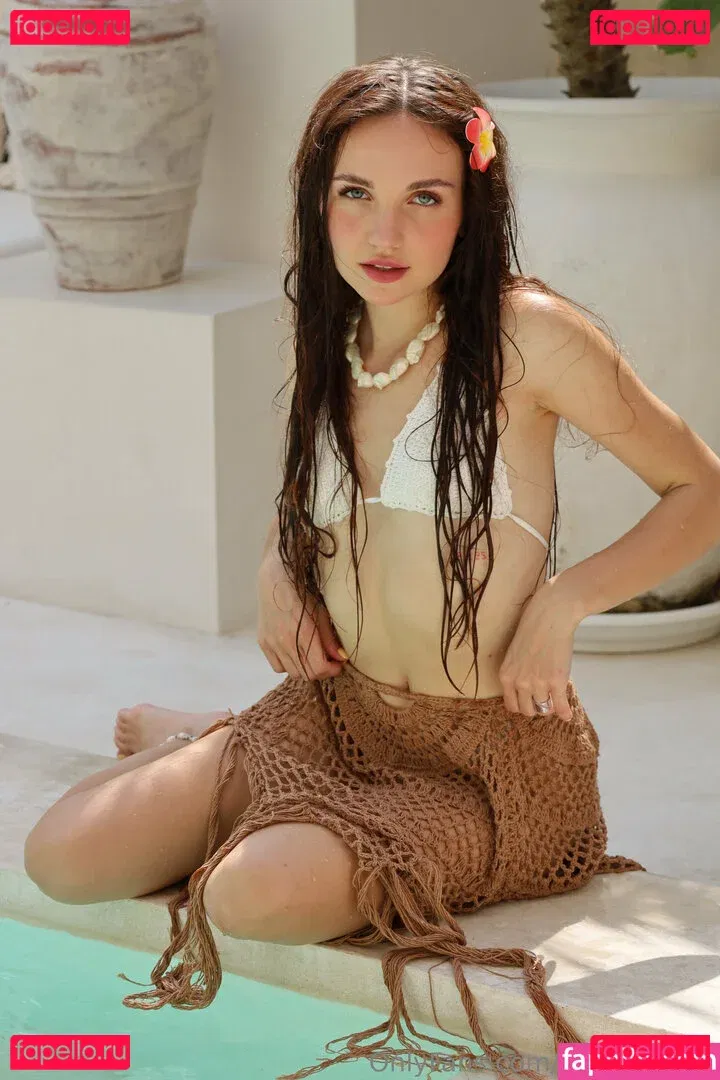 youngy.lizzy Onlyfans Photo Gallery 