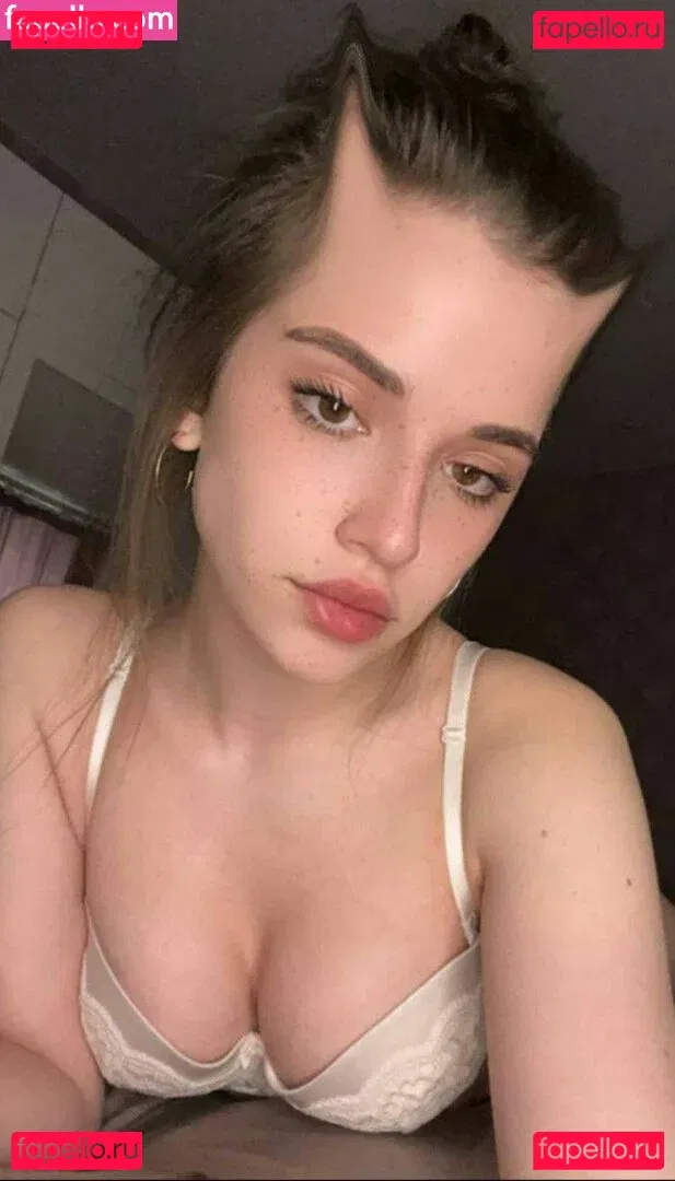 Anny_myrrr_ Onlyfans Photo Gallery 