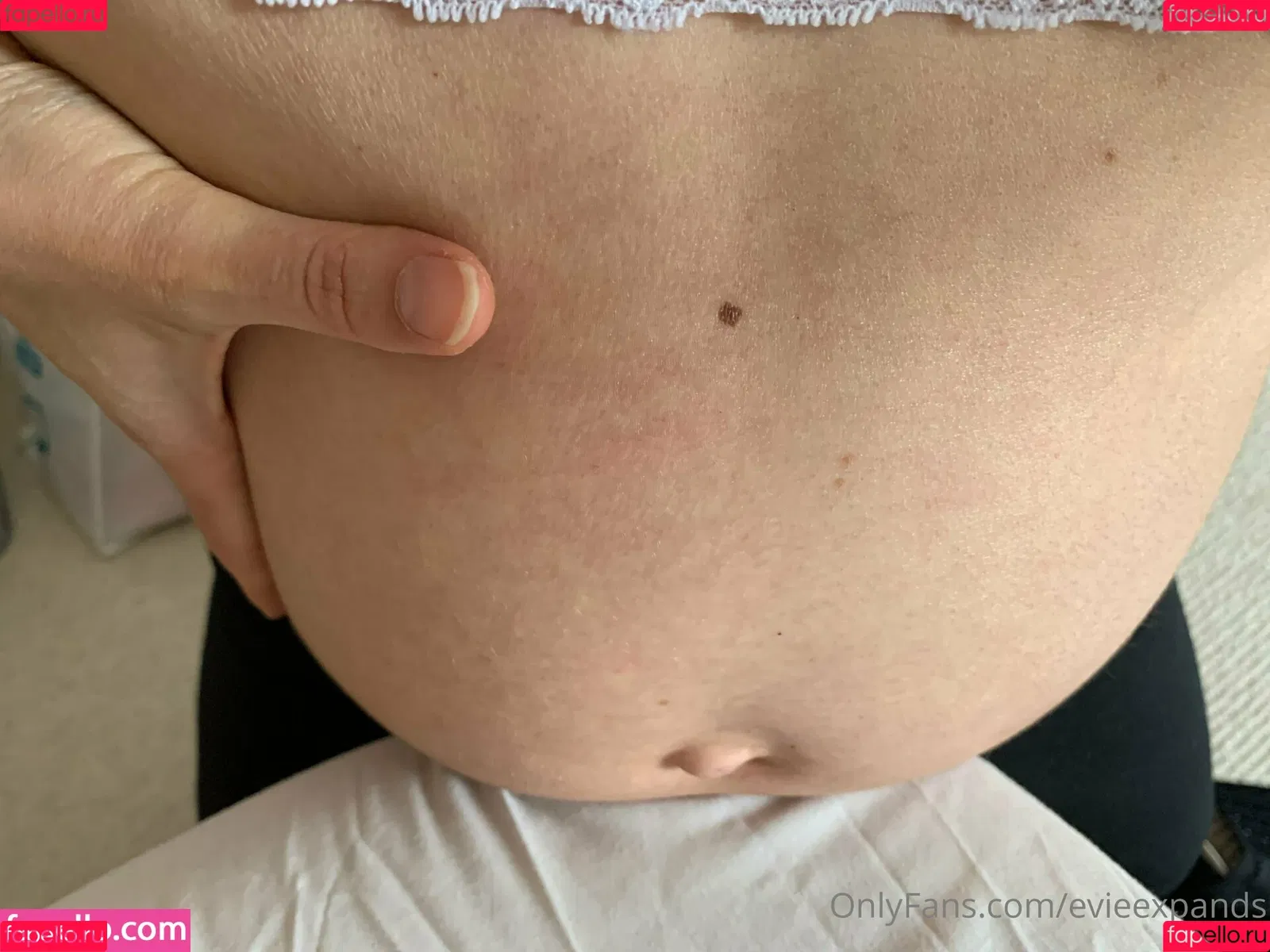 evieexpands Onlyfans Photo Gallery 
