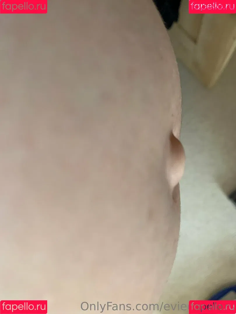 evieexpands Onlyfans Photo Gallery 