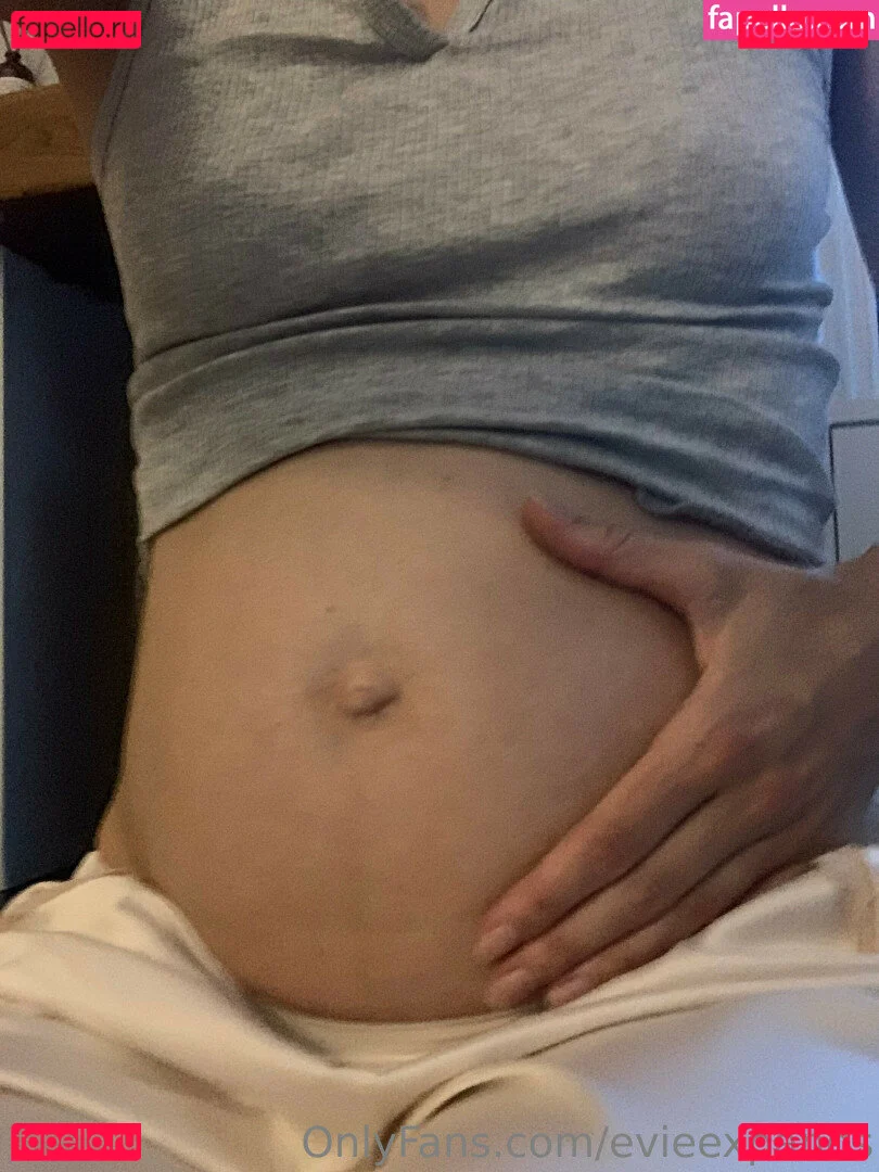 evieexpands Onlyfans Photo Gallery 