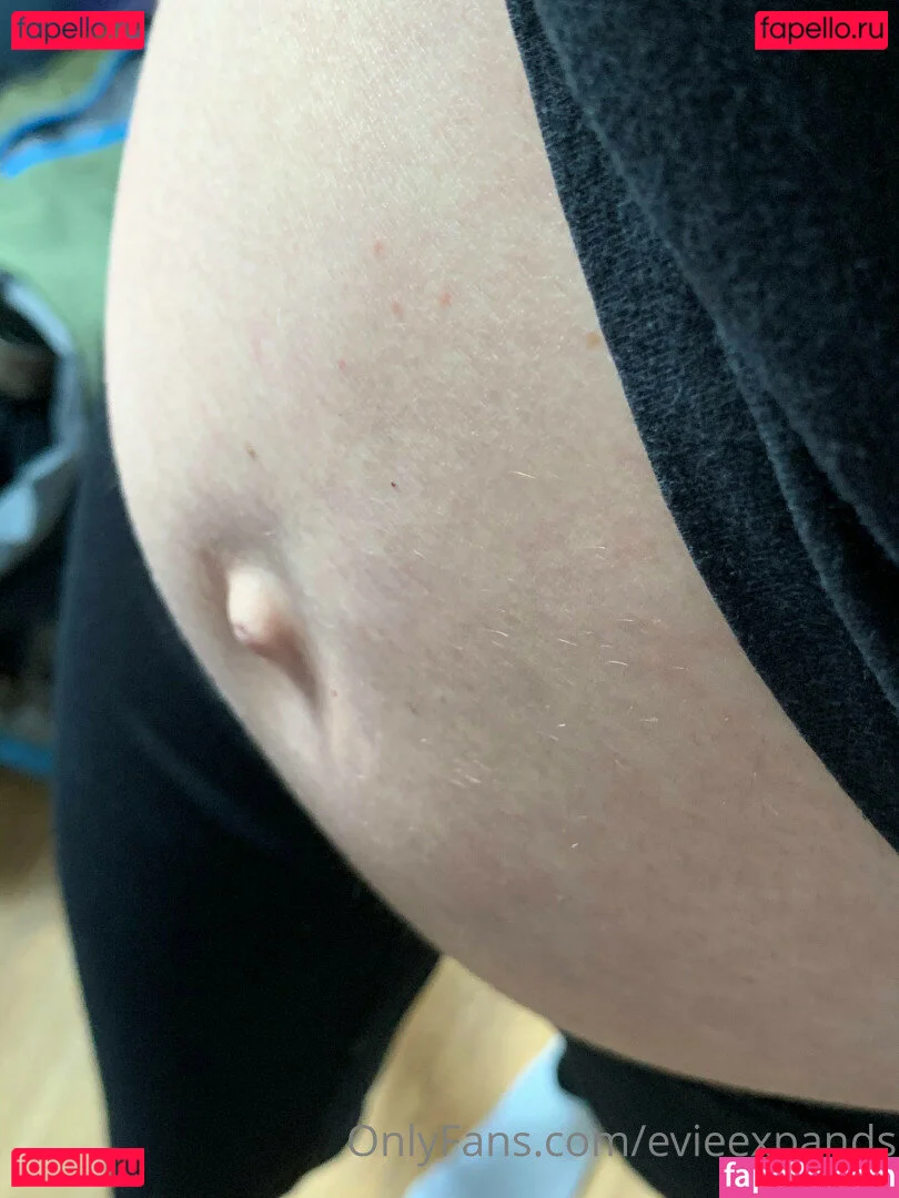 evieexpands Onlyfans Photo Gallery 