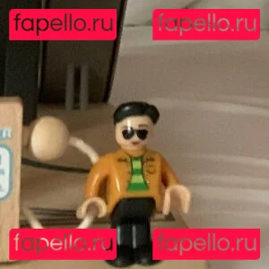 evieexpands Onlyfans Photo Gallery 