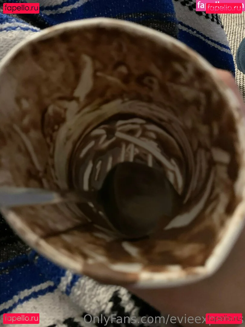 evieexpands Onlyfans Photo Gallery 