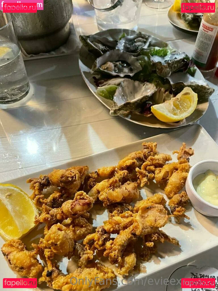 evieexpands Onlyfans Photo Gallery 