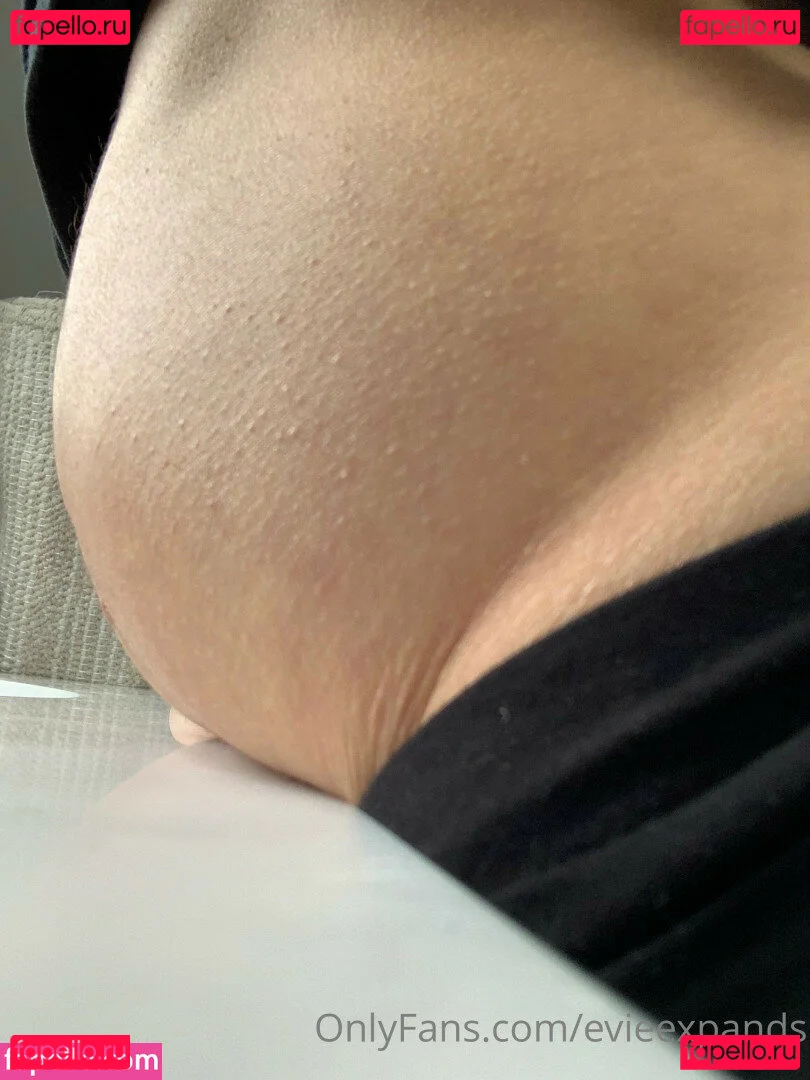 evieexpands Onlyfans Photo Gallery 