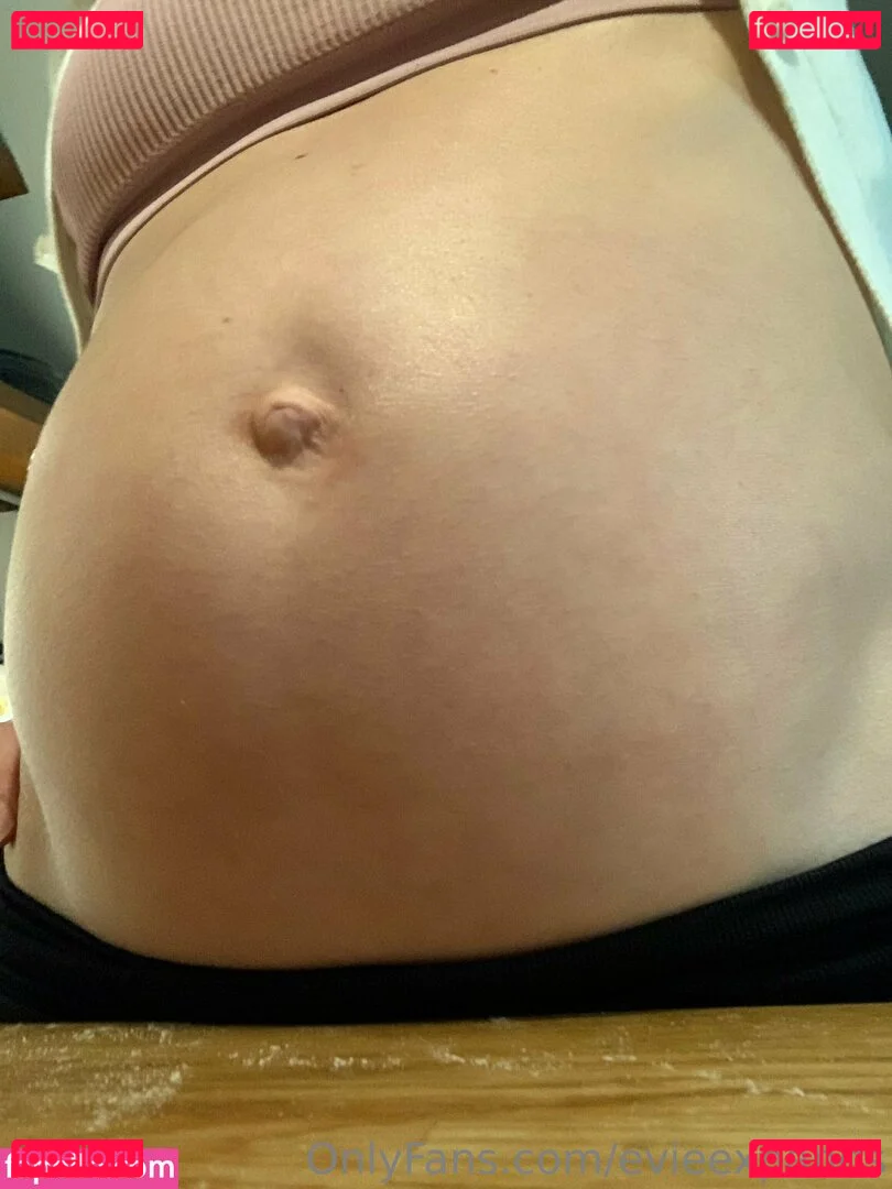 evieexpands Onlyfans Photo Gallery 