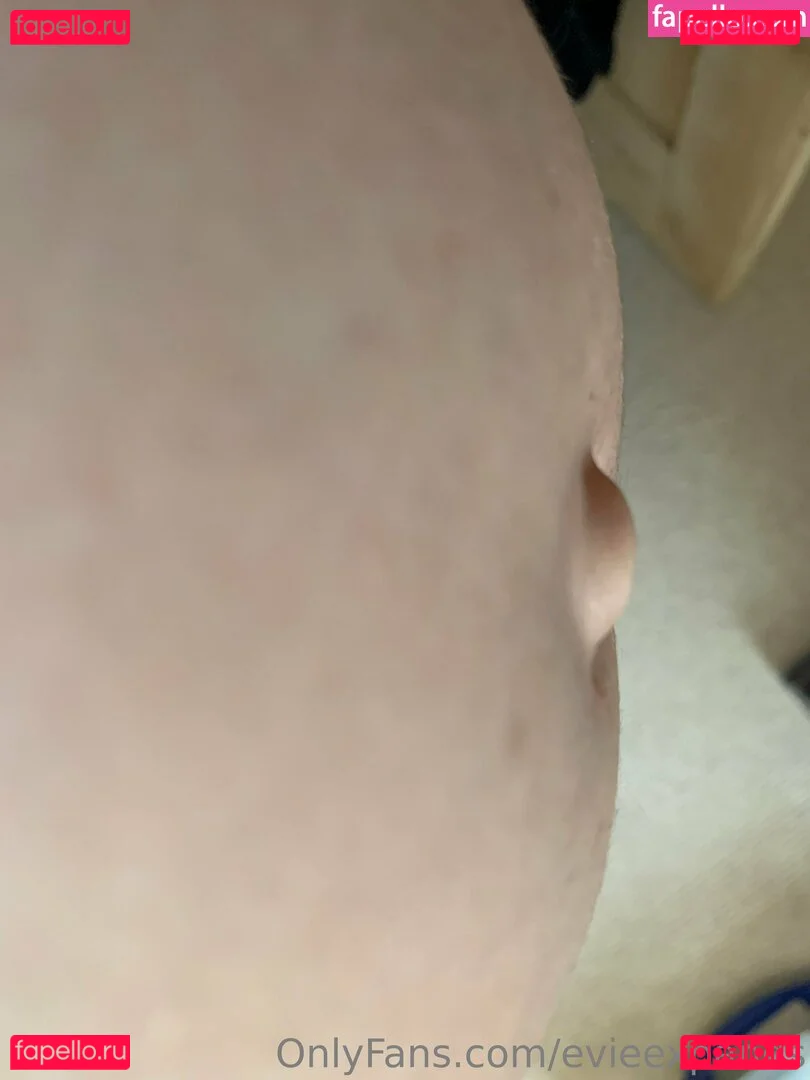 evieexpands Onlyfans Photo Gallery 