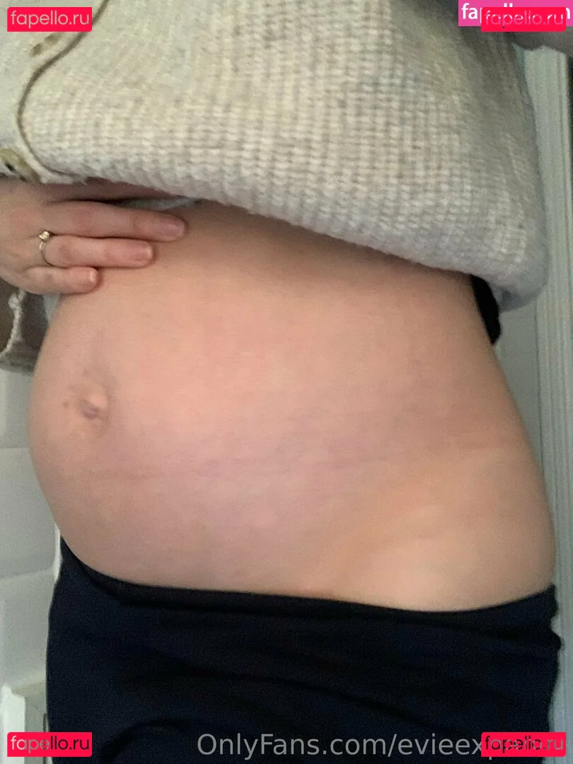 evieexpands Onlyfans Photo Gallery 