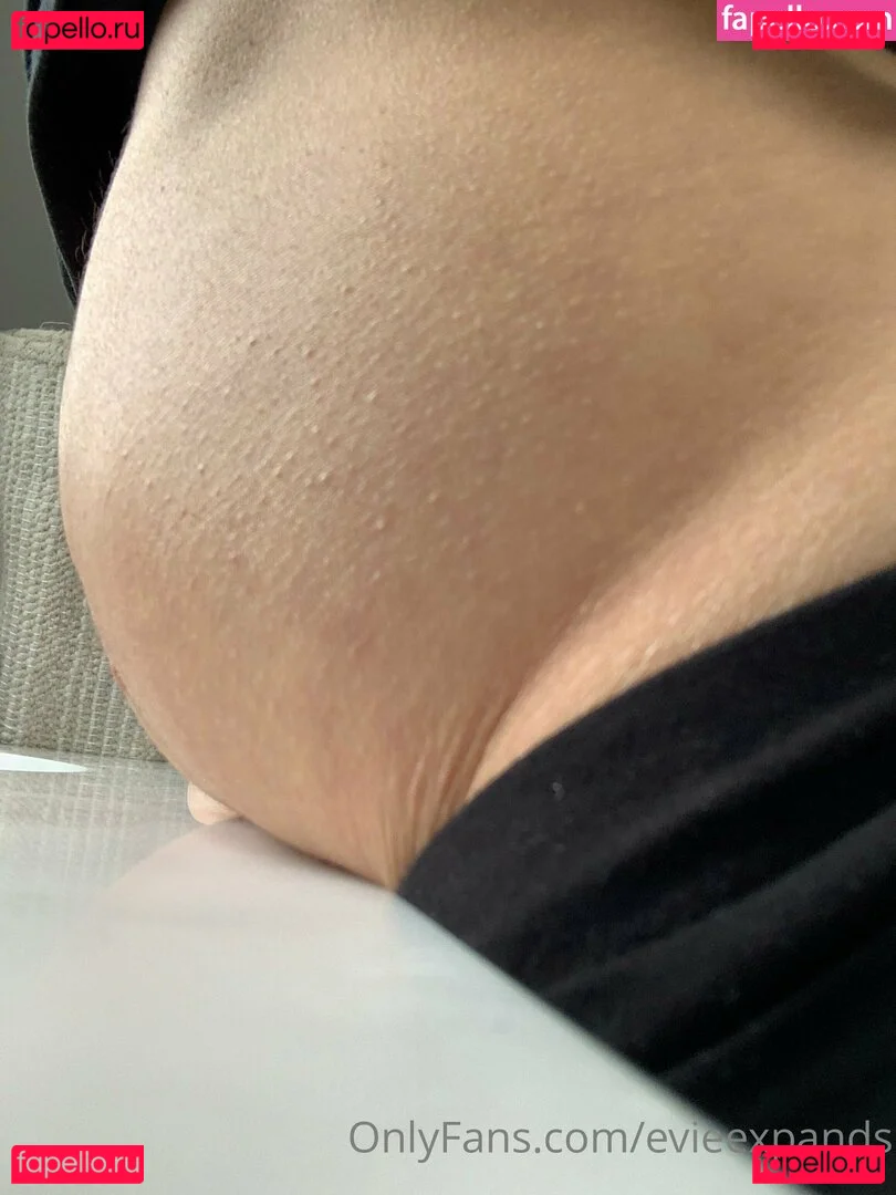 evieexpands Onlyfans Photo Gallery 