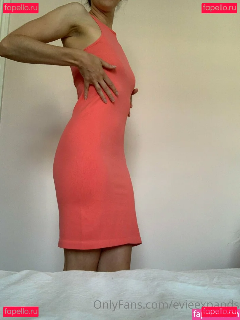 evieexpands Onlyfans Photo Gallery 