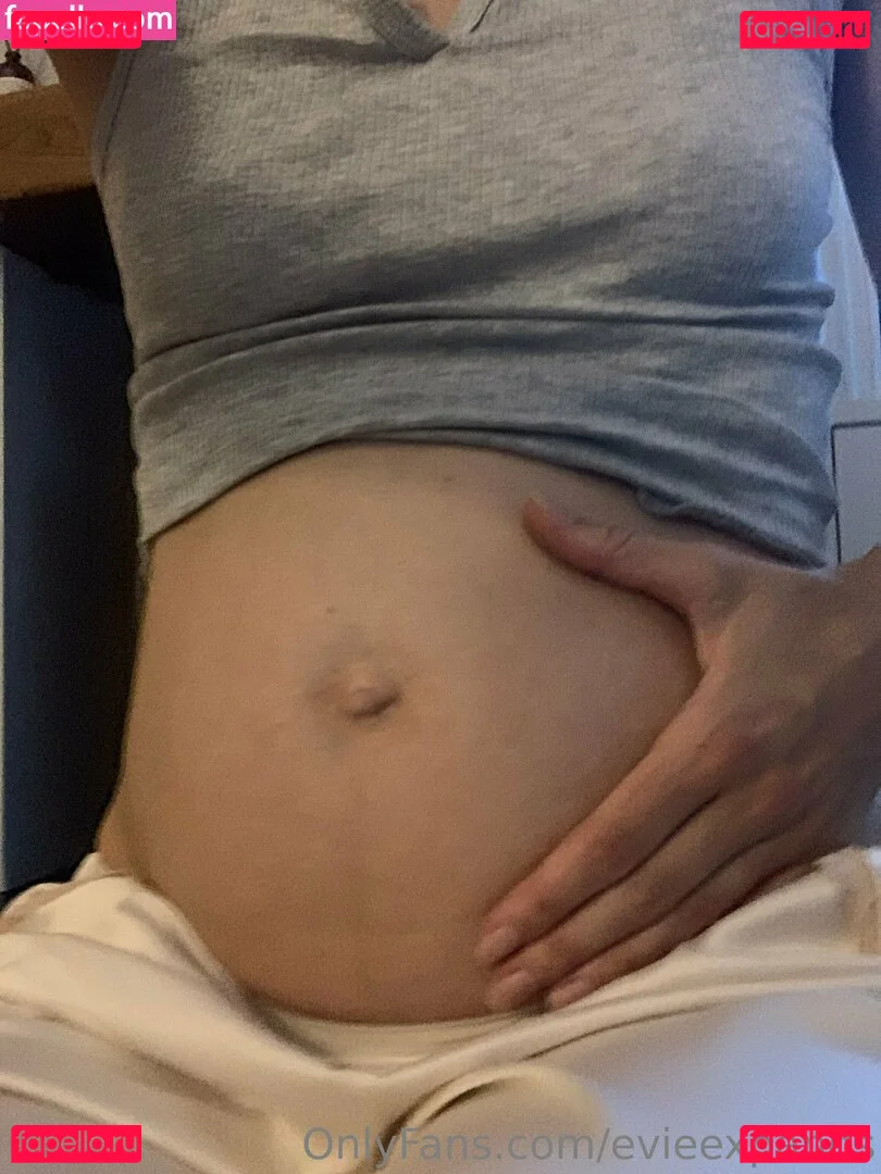 evieexpands Onlyfans Photo Gallery 