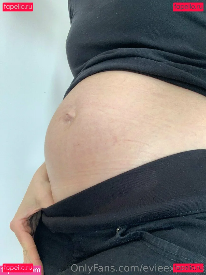 evieexpands Onlyfans Photo Gallery 