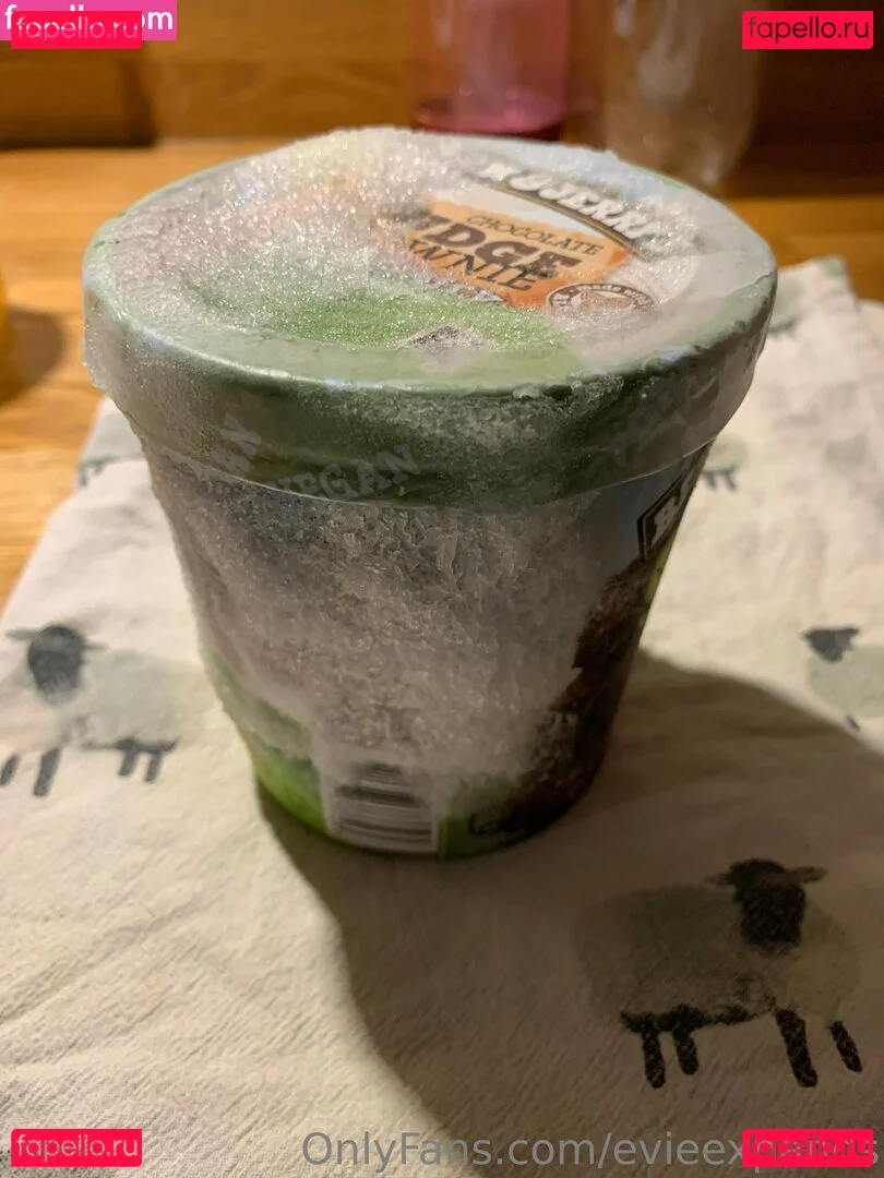 evieexpands Onlyfans Photo Gallery 