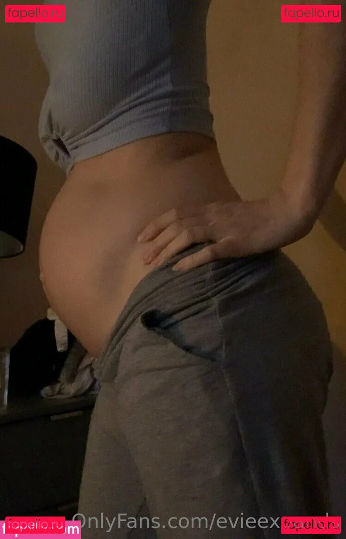 evieexpands Onlyfans Photo Gallery 