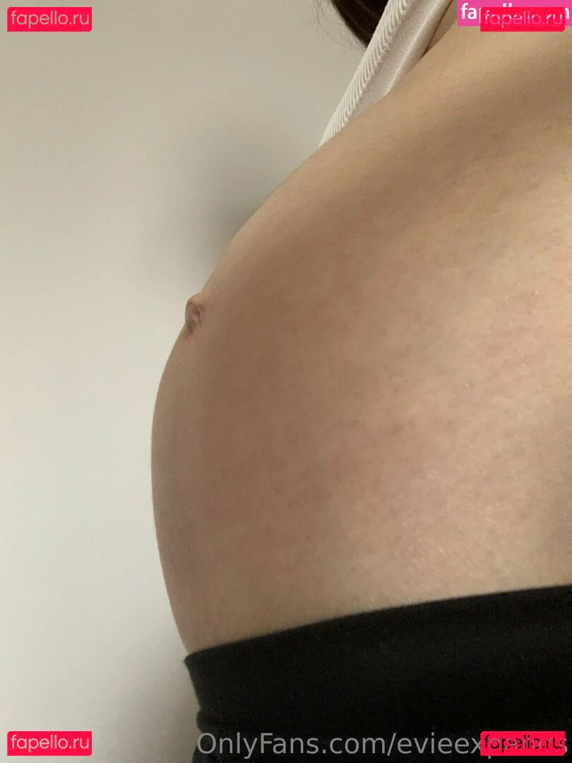 evieexpands Onlyfans Photo Gallery 