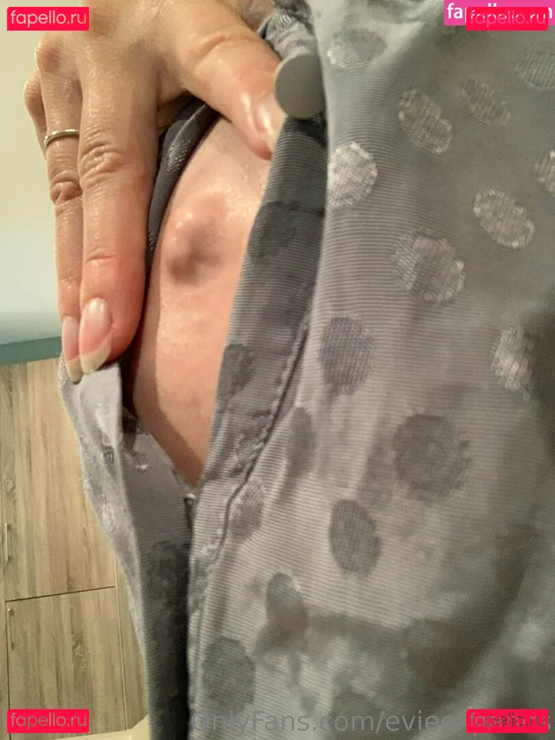 evieexpands Onlyfans Photo Gallery 