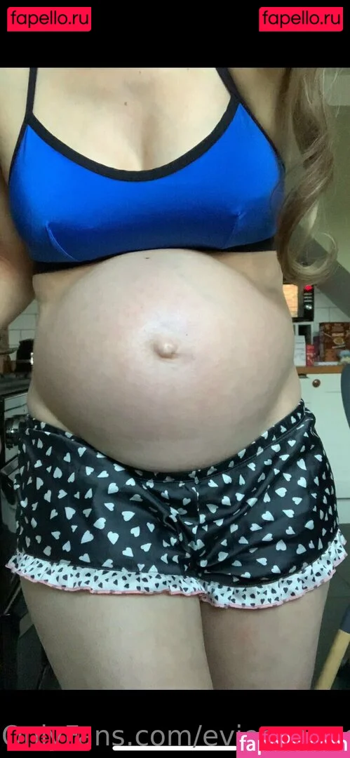 evieexpands Onlyfans Photo Gallery 