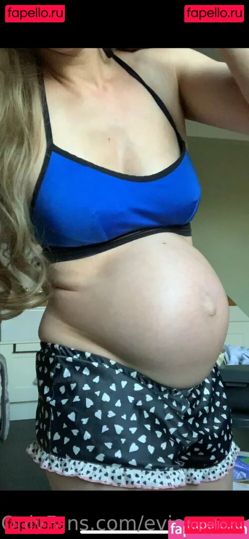 evieexpands Onlyfans Photo Gallery 