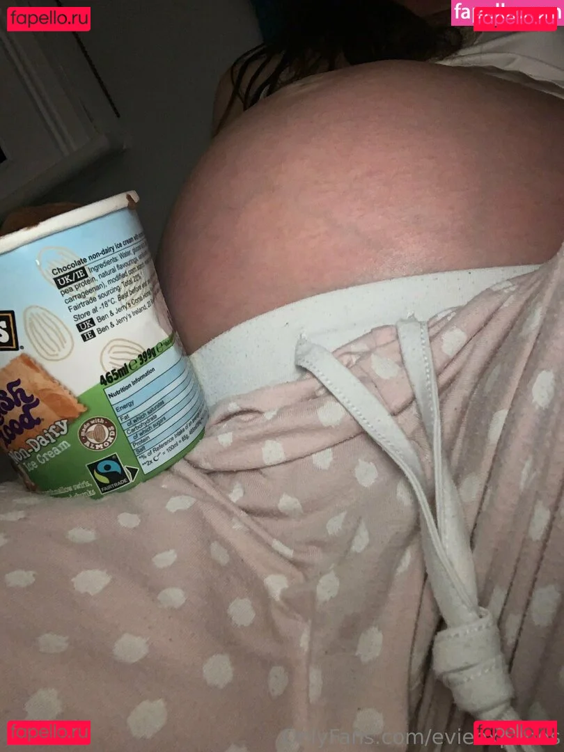 evieexpands Onlyfans Photo Gallery 