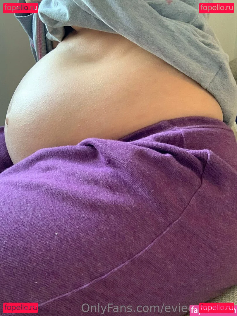 evieexpands Onlyfans Photo Gallery 