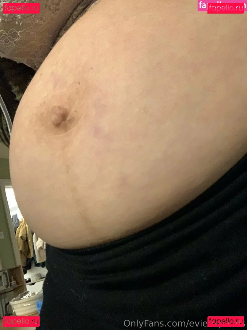evieexpands Onlyfans Photo Gallery 