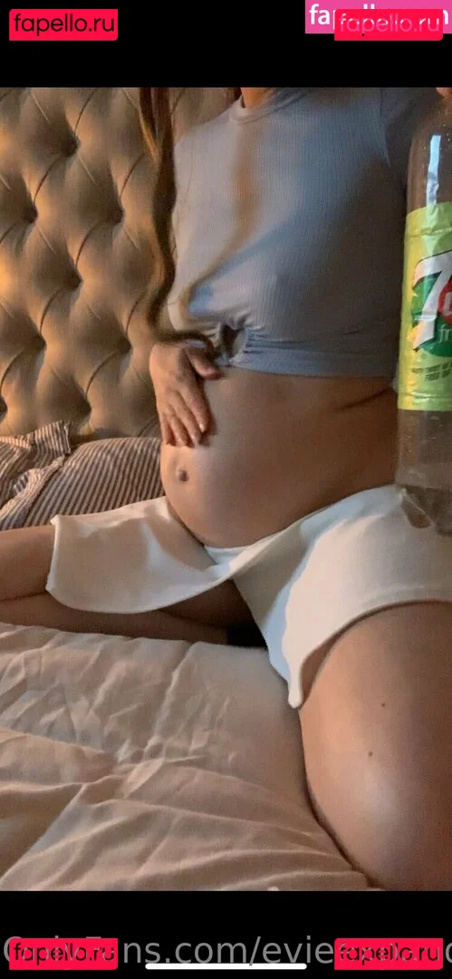evieexpands Onlyfans Photo Gallery 