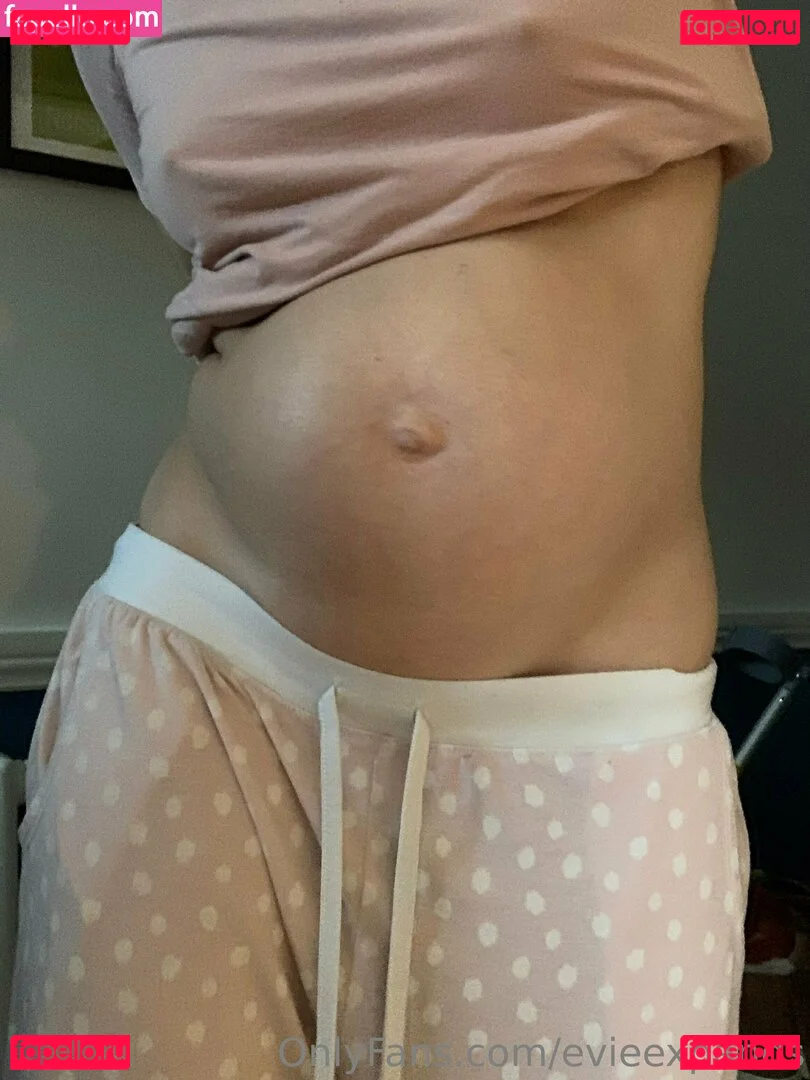 evieexpands Onlyfans Photo Gallery 