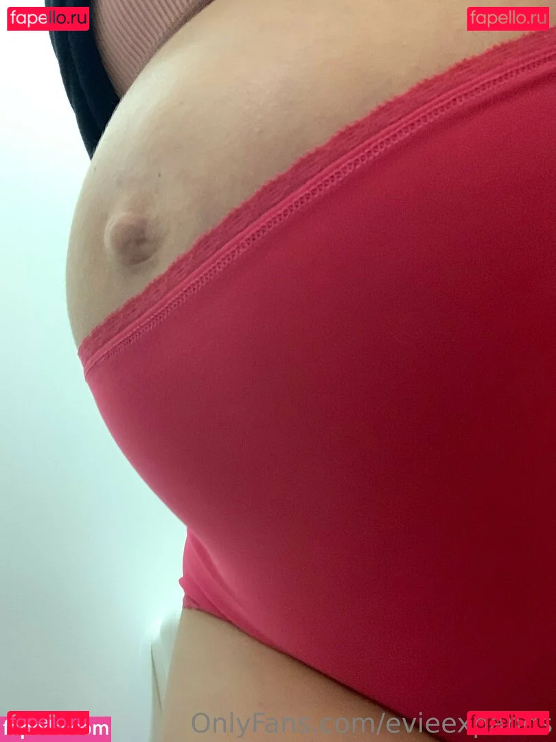 evieexpands Onlyfans Photo Gallery 
