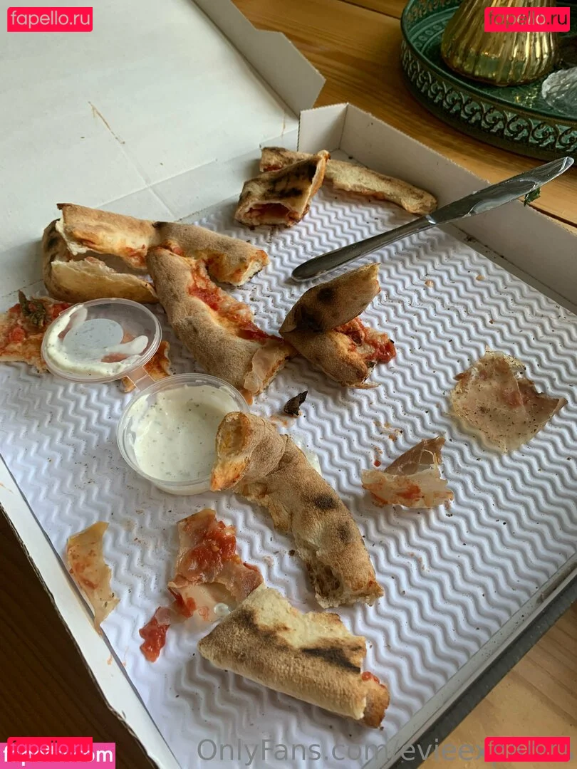 evieexpands Onlyfans Photo Gallery 