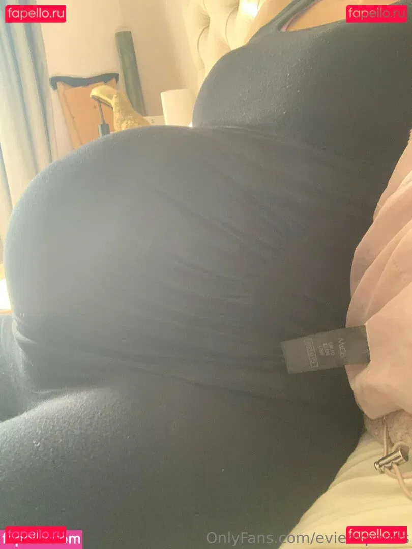 evieexpands Onlyfans Photo Gallery 