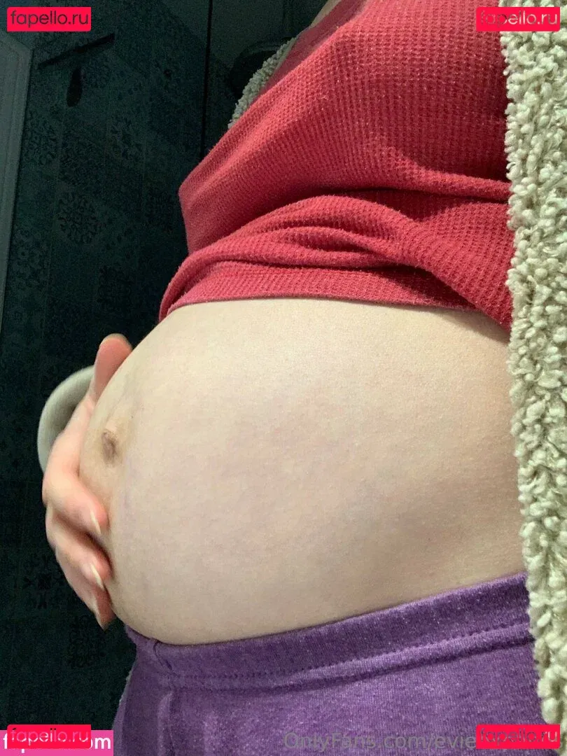 evieexpands Onlyfans Photo Gallery 