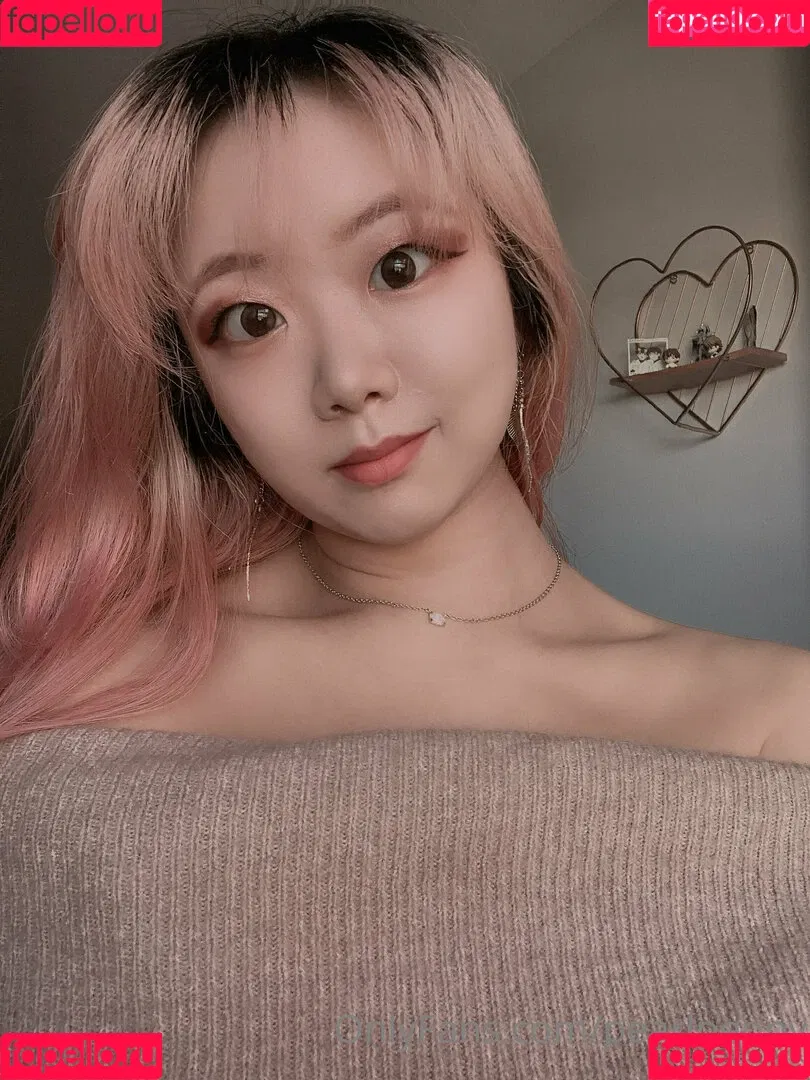 pearlpeony Onlyfans Photo Gallery 