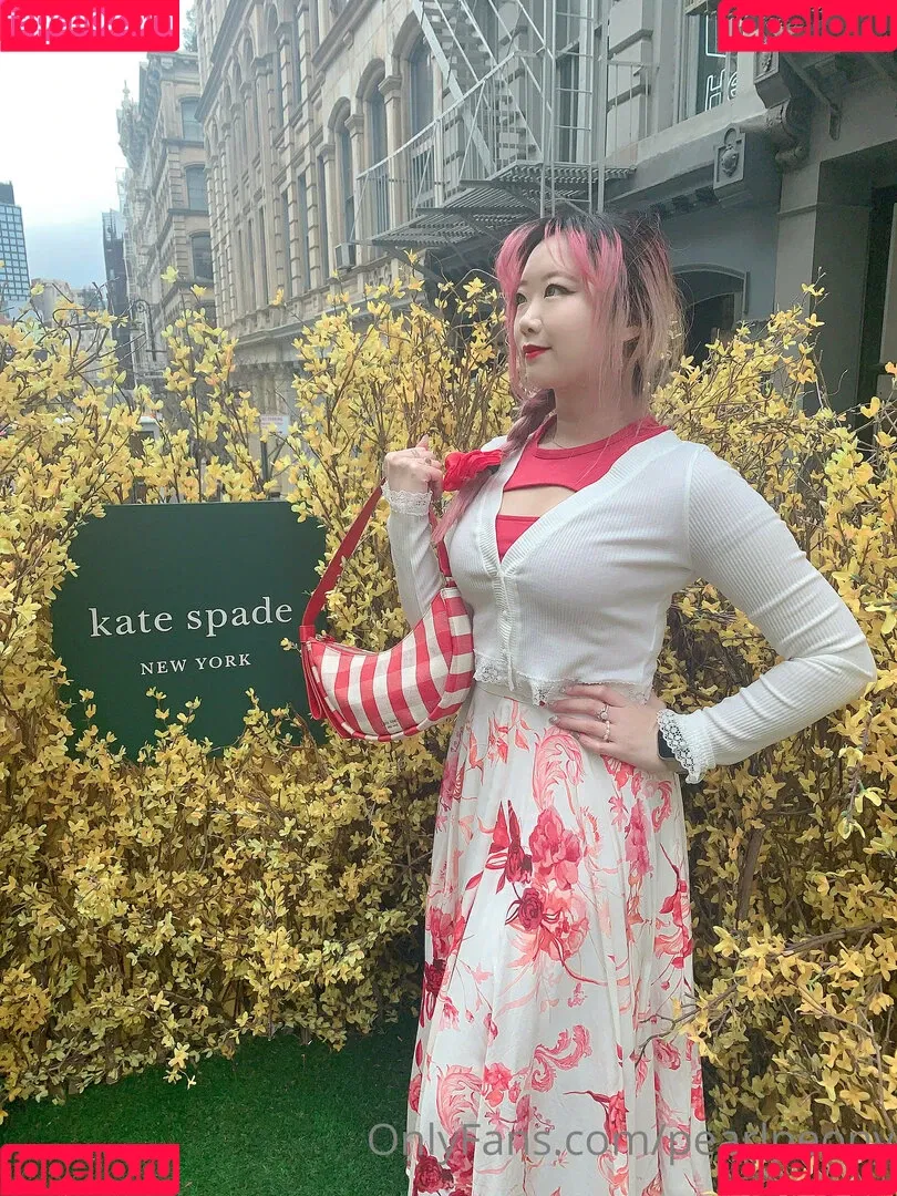 pearlpeony Onlyfans Photo Gallery 