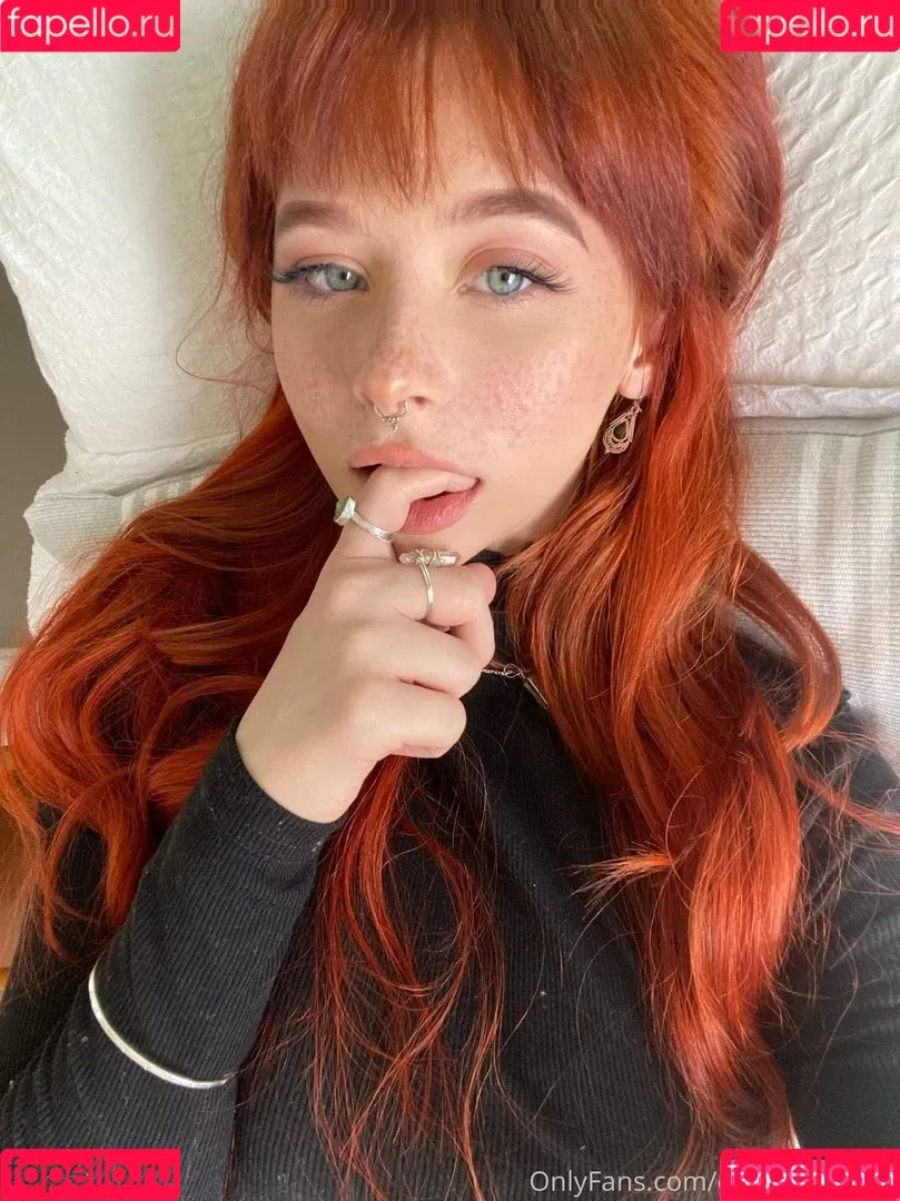 CherryApricots Onlyfans Photo Gallery 