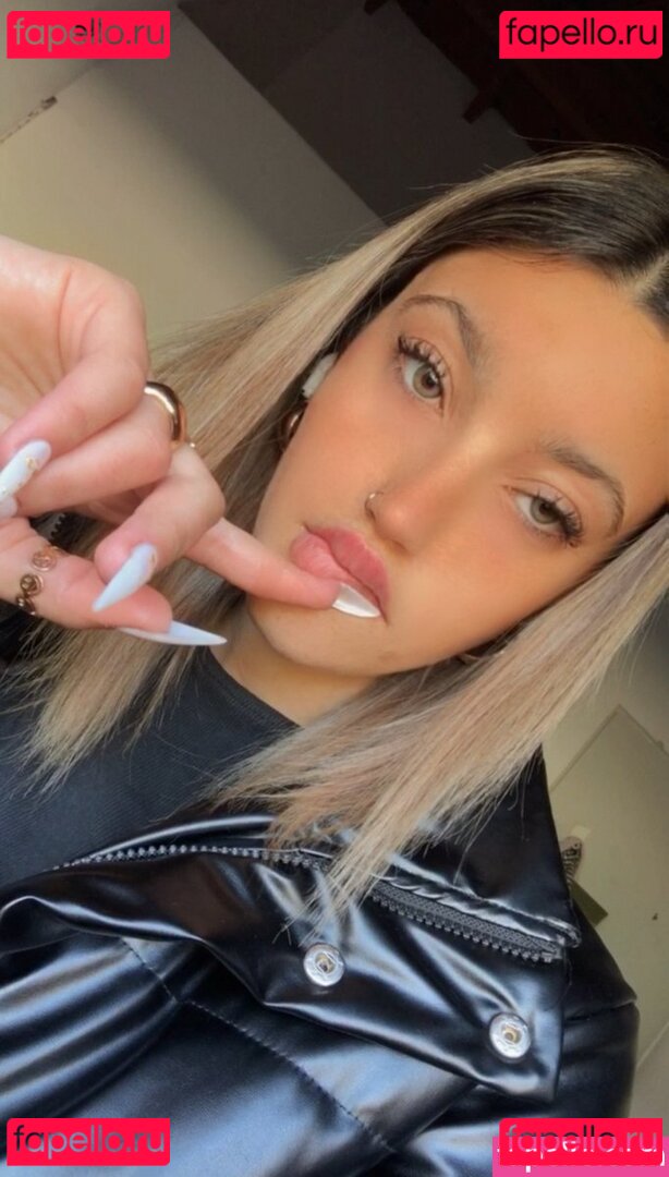 Sol Marino Nude Onlyfans Photo 18