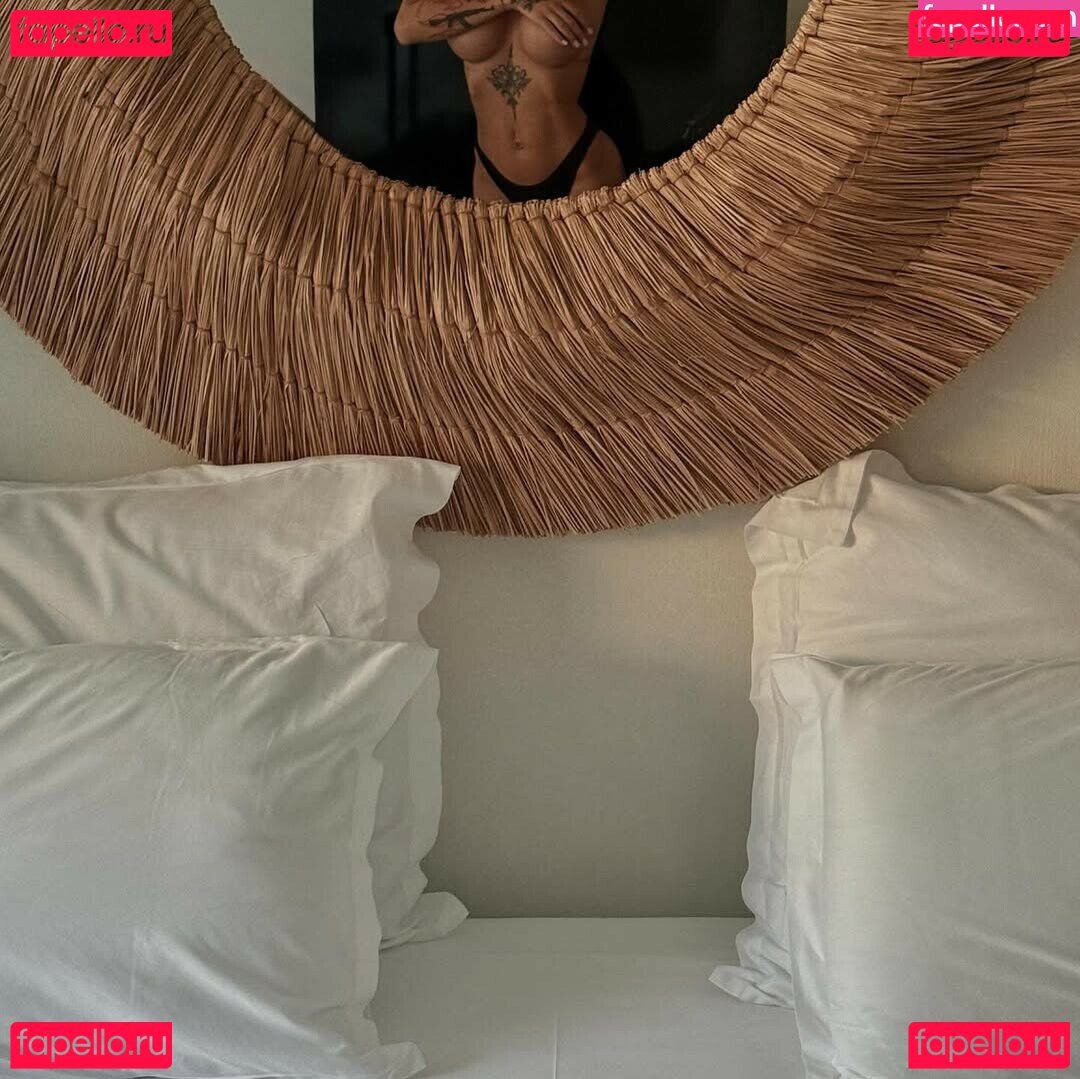 Suzanitta Nude Onlyfans Photo 15