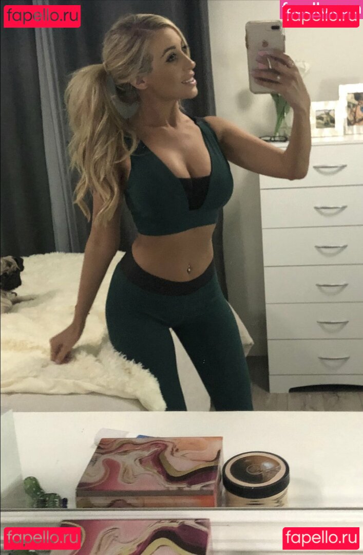 Queen Bambii Nude Onlyfans Photo 44