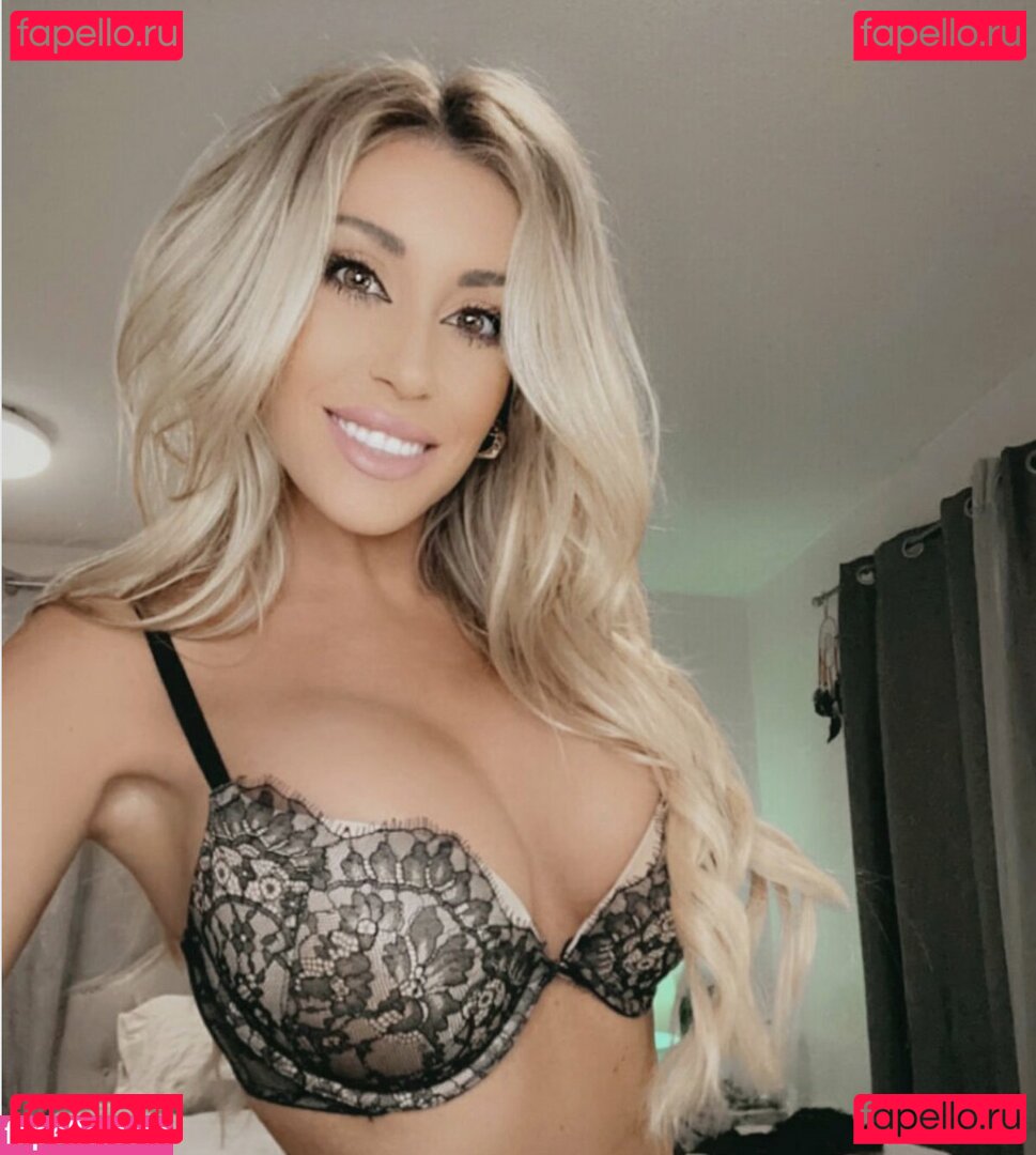 Queen Bambii Nude Onlyfans Photo 27