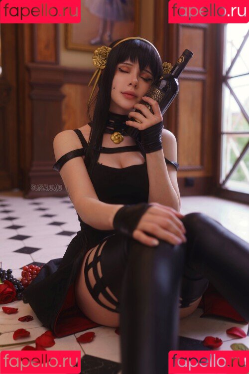 Fraulein Milk Onlyfans Photo Gallery 