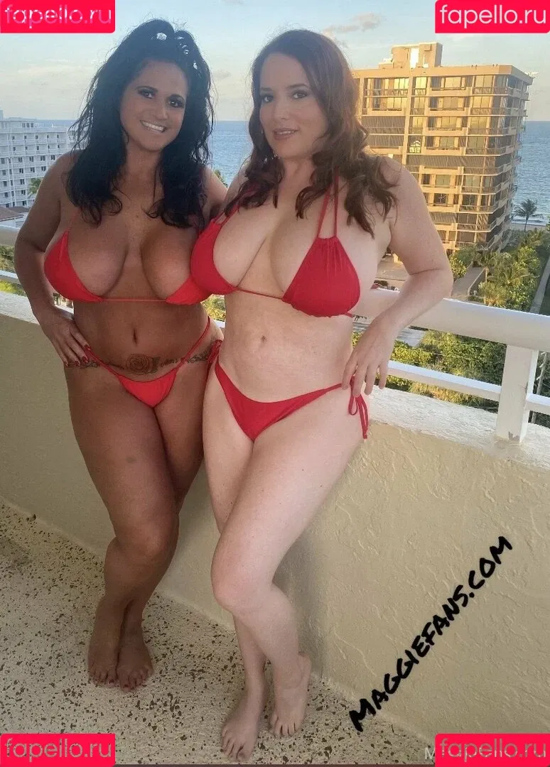 Maggie Green Onlyfans Photo Gallery 