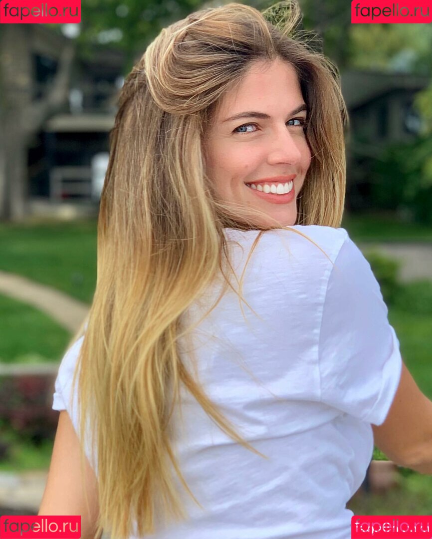 Stephanie Cayo Onlyfans Photo Gallery 