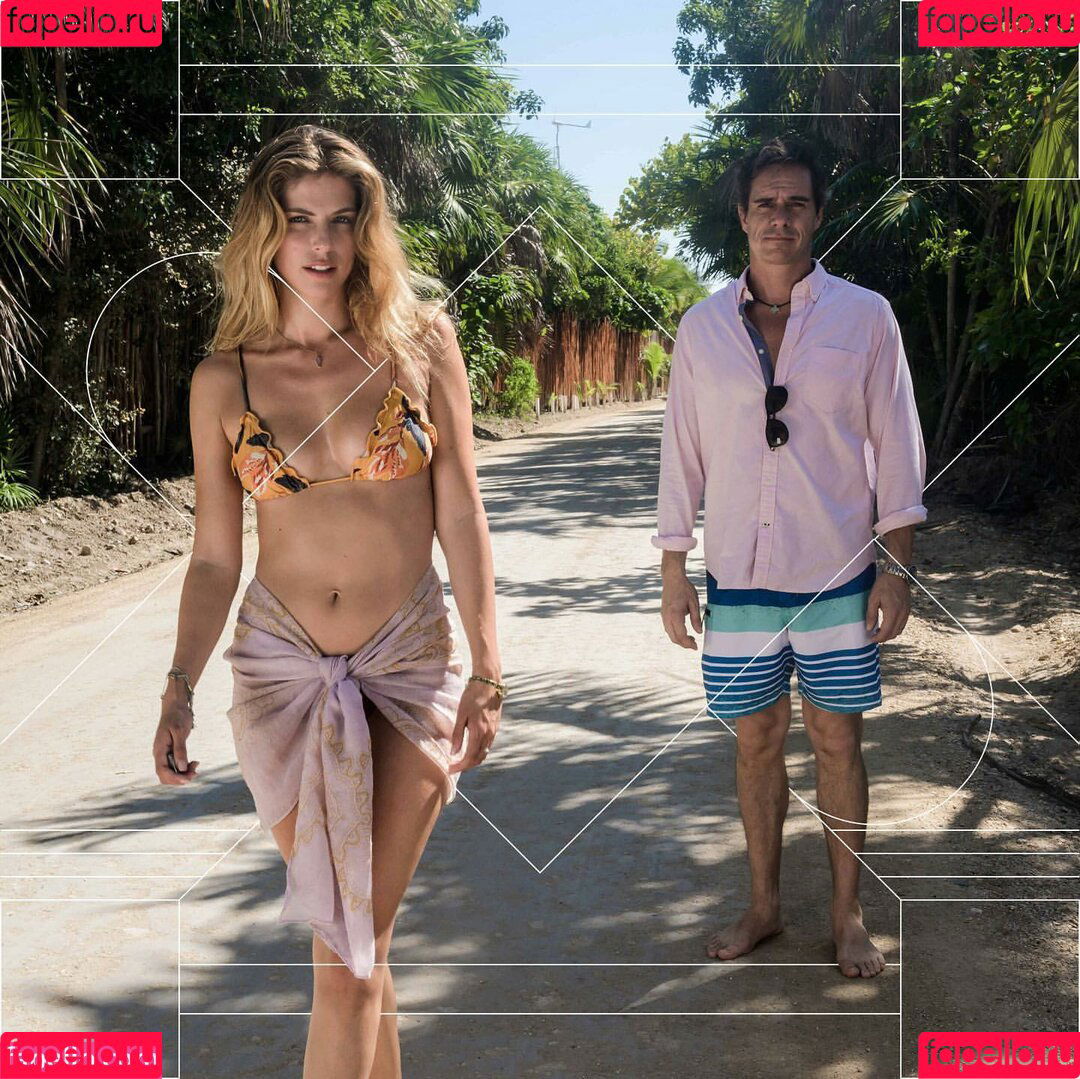 Stephanie Cayo Onlyfans Photo Gallery 